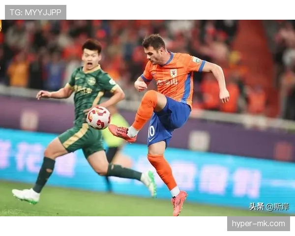 中超焦点战:强强对话点燃积分争夺战,多队表现抢眼 中超焦点战:强强对话点燃积分争夺战,多队表现抢眼