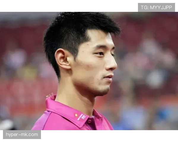 鲍春来退役后住的别墅，比很多一线明星还壕